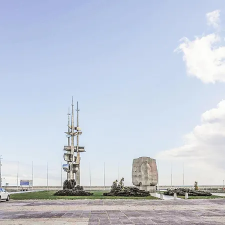 Holiday home 2 Bedroom Lovely In