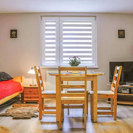 Holiday home 2 Bedroom Lovely In Gdynia