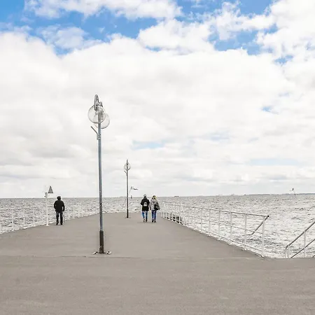 2 Bedroom Lovely In Gdynia