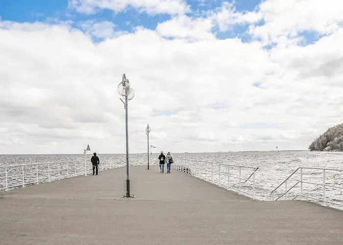 2 Bedroom Lovely In Gdynia